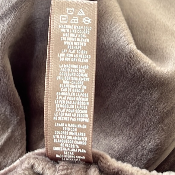 SKIMS VELOUR JOGGER color: AMETHYST - Picture 8 of 9